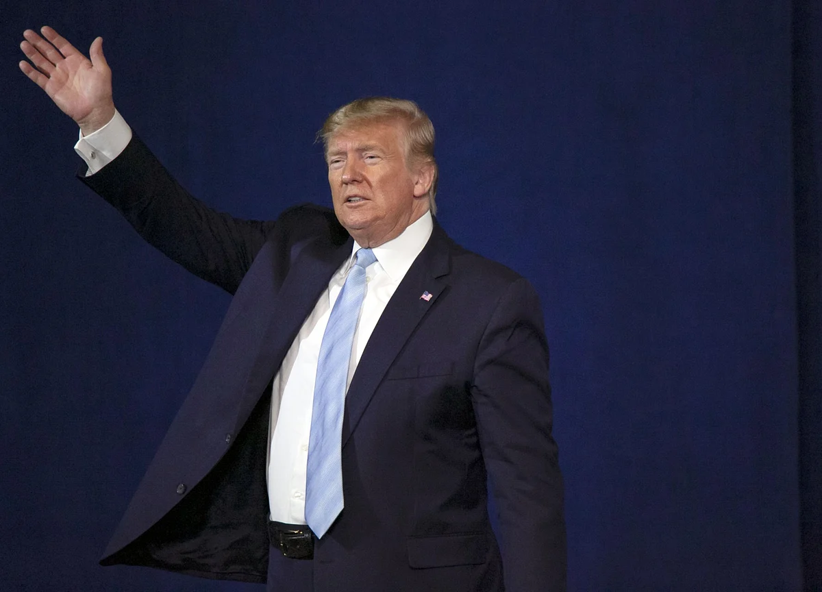 Trump Wavers Over Impeachment Trial With Bolton Offer Now in Mix