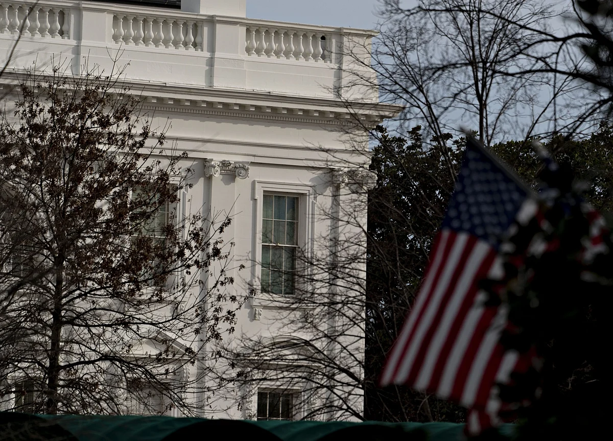 White House Broke the Law in Withholding Aid to Ukraine, Watchdog Says