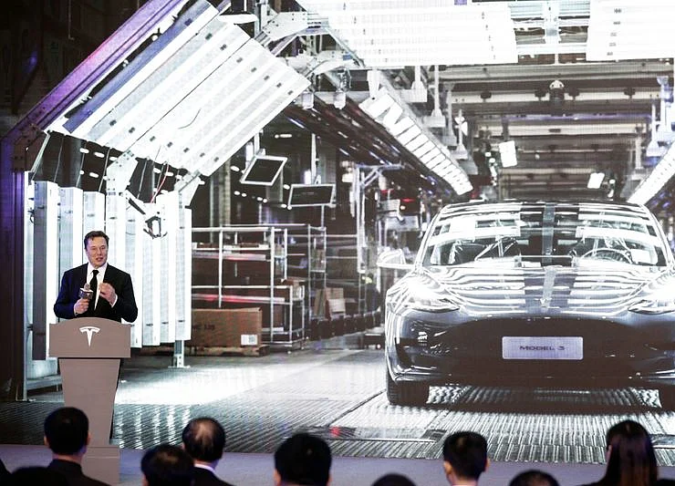 Tesla Opens Chinese Plant as Era of Real Competition Begins