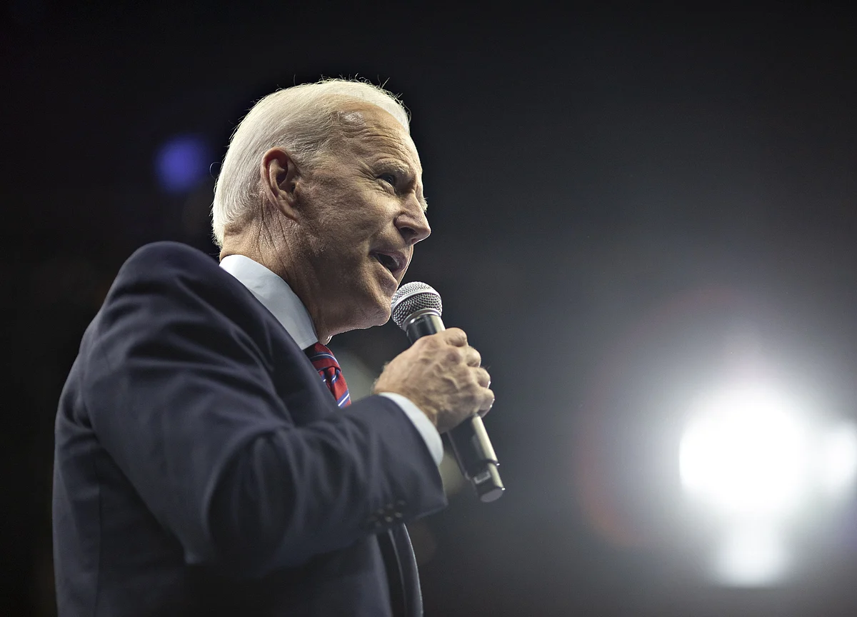 Trump Aide ‘Concerned’ Russia May Be Trying to Undermine Biden
