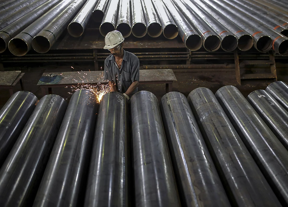 Government Plans To Sell 5% Stake In Steel Authority Of India Via Offer-For-Sale, May Get Rs 1,000 Crore