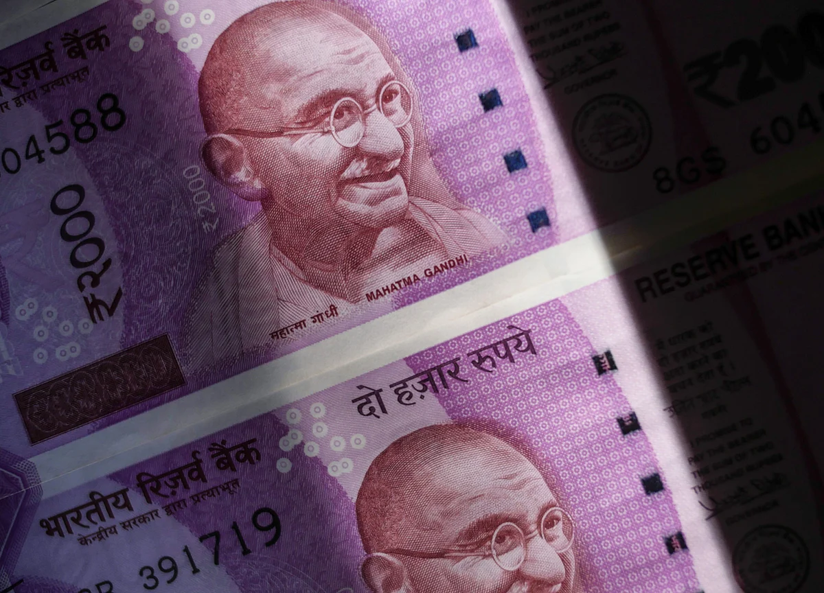 Fiscal Woes Prompt India to Raise Money From Finance Sector