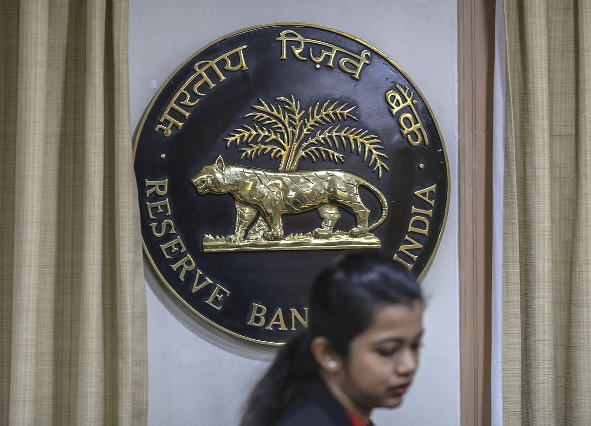 India Using Yield Curve Control as Rate Cuts Fail to Deliver