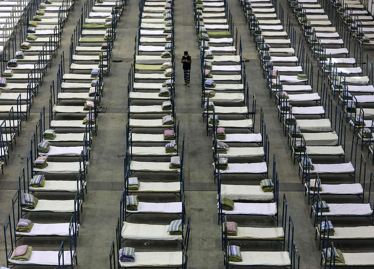 China Sacrifices a Province to Save the World From Coronavirus