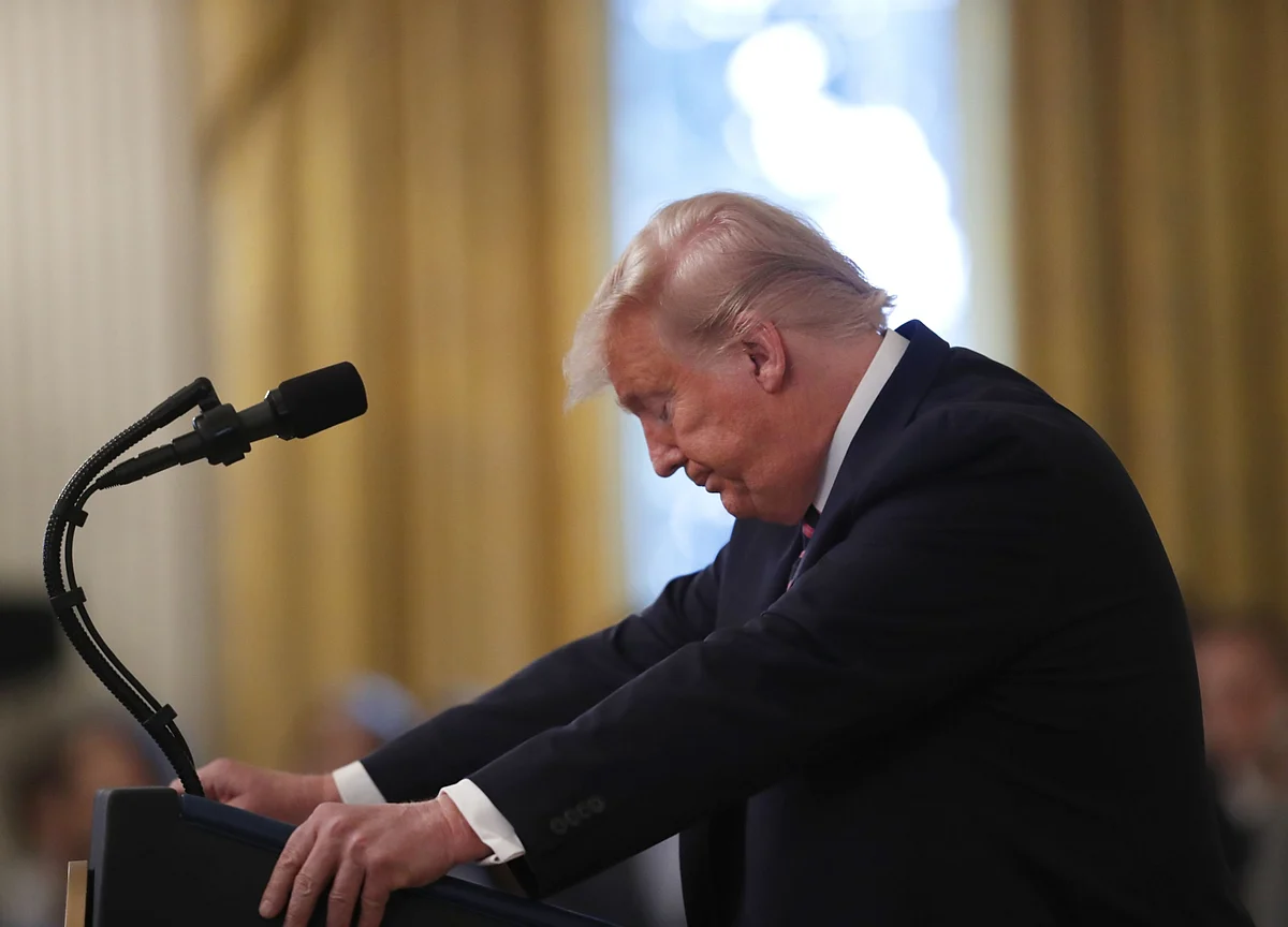 Trump Mad That Democrats Got Spy Agency to Say Russia Favors Him