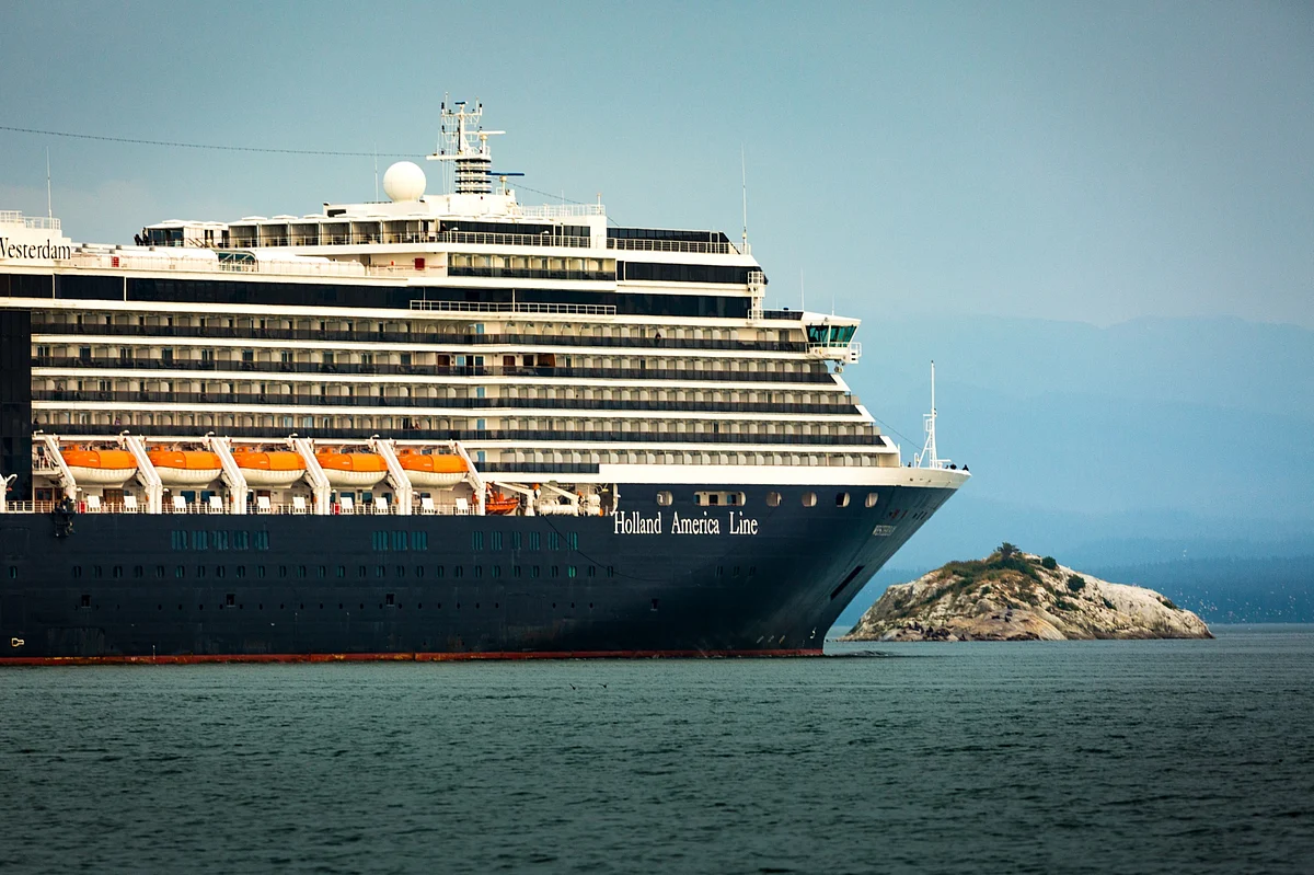 Cruise Ship Rejected by Five Ports Runs Out of Options