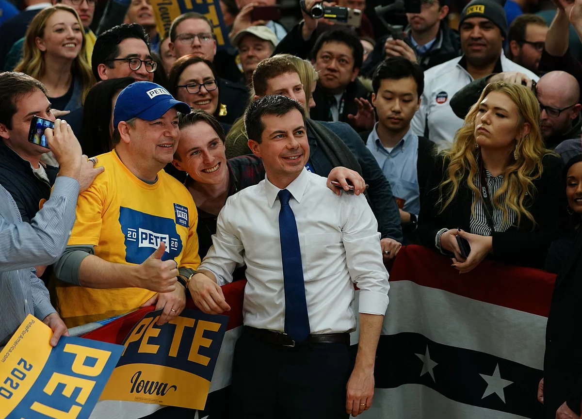 Buttigieg Holds Thin Lead in Iowa With 100% of Precincts Tallied