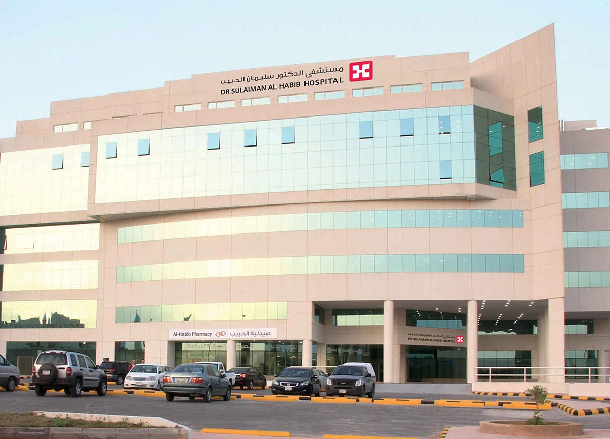 Saudi IPO Nets $2.3 Billion for One of World’s Richest Doctors