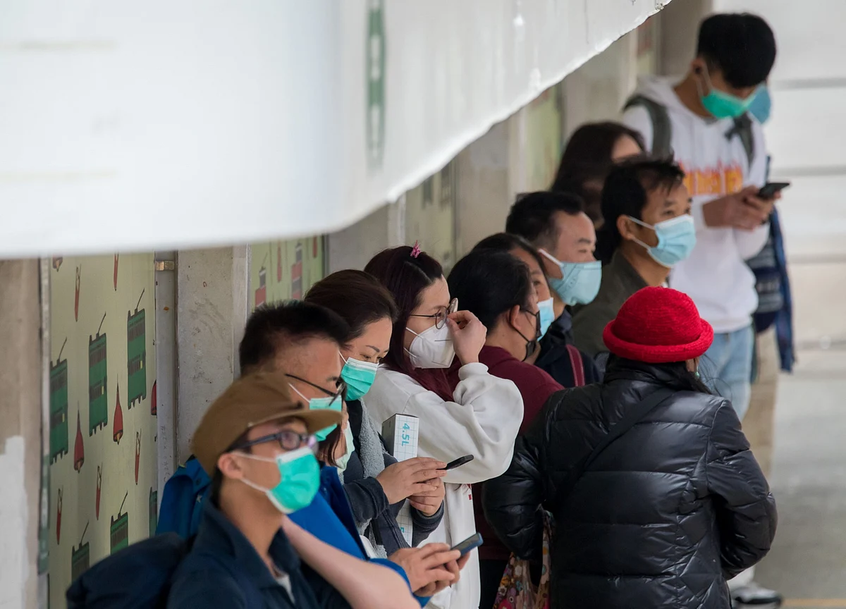 Virus Fallout Leaves Fate of Top Mobile Industry Event on Edge