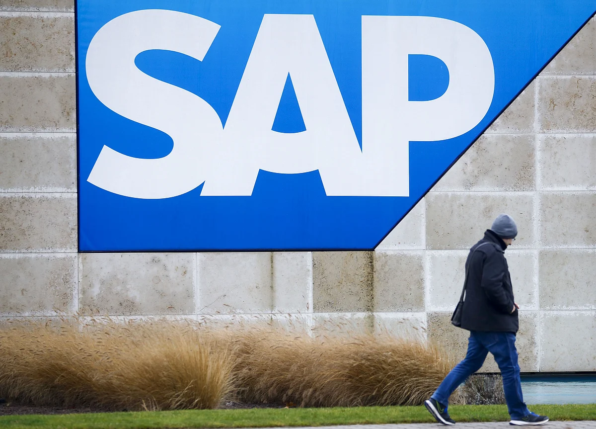 SAP’s Biggest Rout in 24 Years Has Its Leaders Buying the Stock