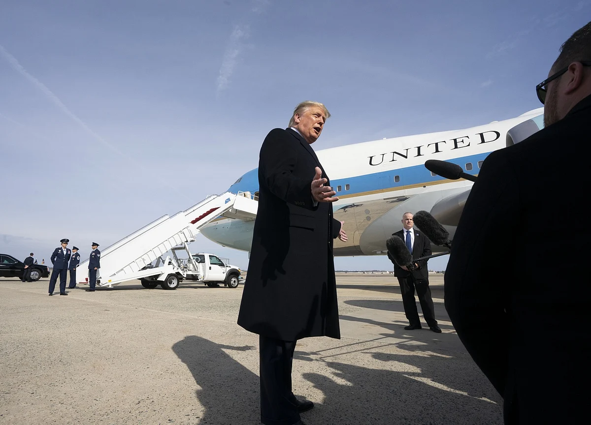 Trump Raises Doubts Over India Trade Deal Ahead of Visit
