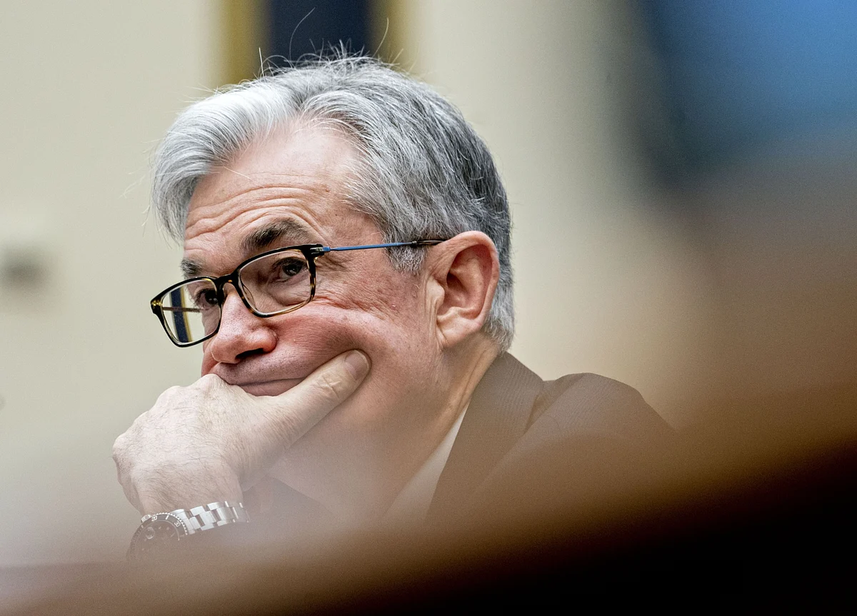Fed Slashes Rates to Near Zero, Vows Massive Bond-Buying Program