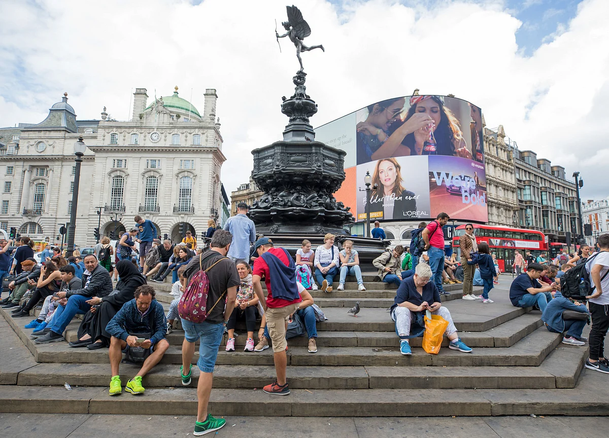 Haldane Says Divine Coincidence Can Cure U.K. Productivity Slump