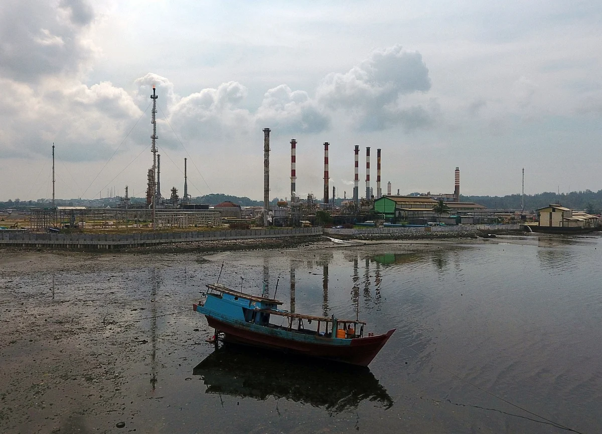 Jakarta Hit by Flooding as Cyclones Trigger Extreme Rainfall