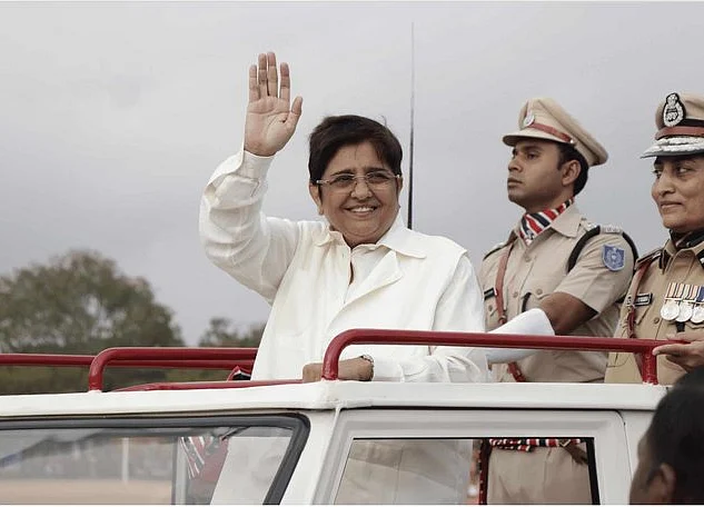 Mend Your Ways Or Quit: Puducherry Chief Minister To Lieutenant Governor Kiran Bedi