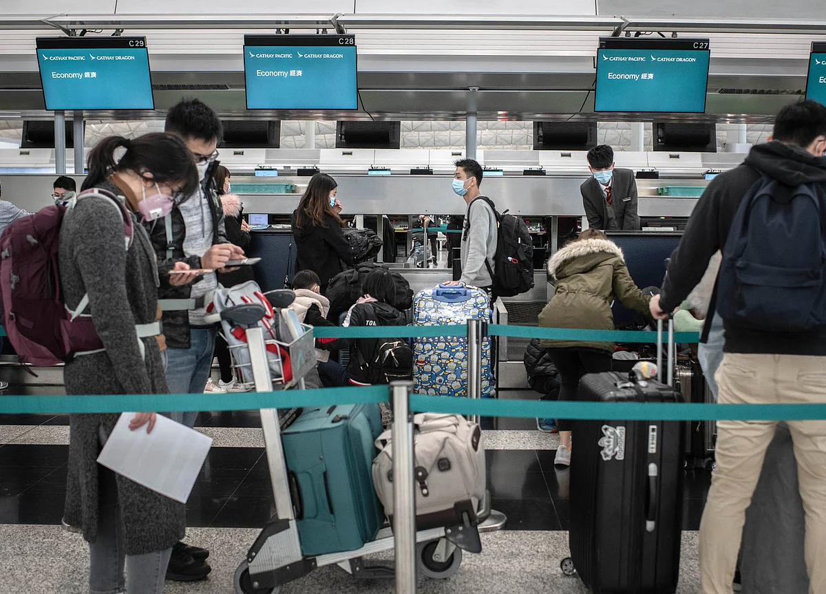 The Coronavirus’s Effect on Tourism Will Carry Into 2021, Experts Say