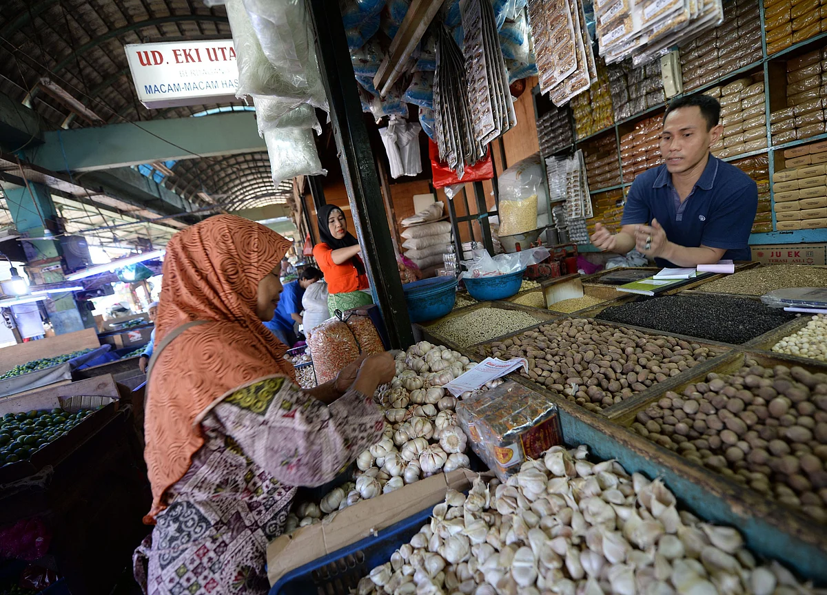 India’s Retail Inflation Remains At Upper End Of MPC Tolerance Band In June