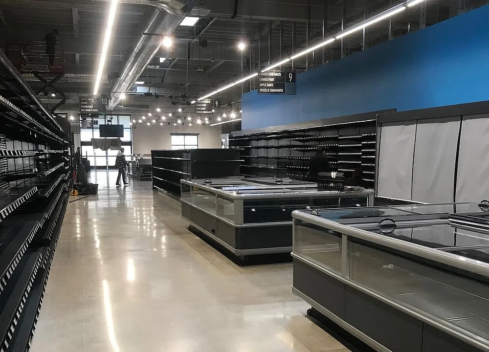 Amazon’s New Grocery Store Looks a Lot Like, Well, a Supermarket
