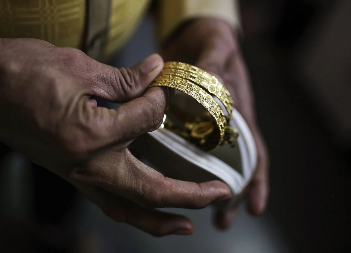 Gold ETFs in India Lure Big Inflows Even as Buyers Shun Jewelry