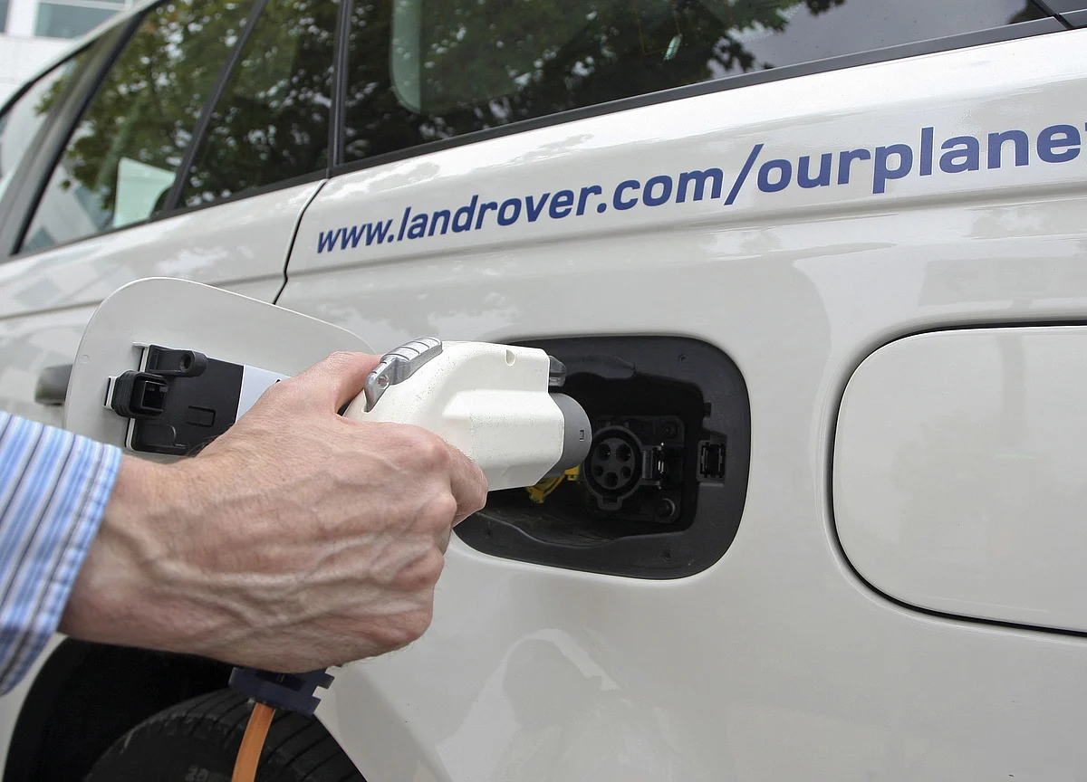 Jaguar Land Rover Partners With Tata Power For Electric Vehicle Charging