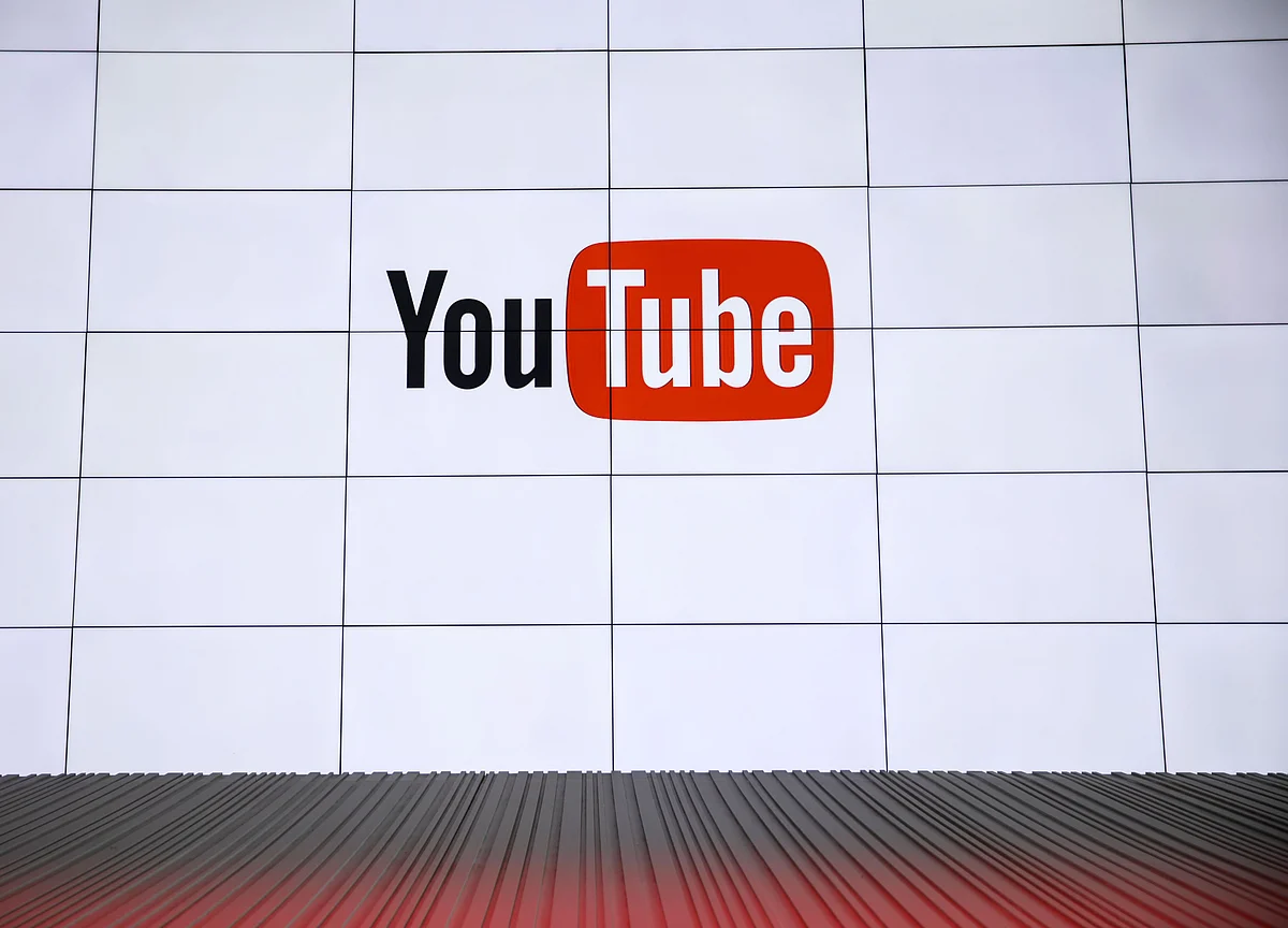 YouTube Becomes Refuge for Pakistan Journalists Battling Censors