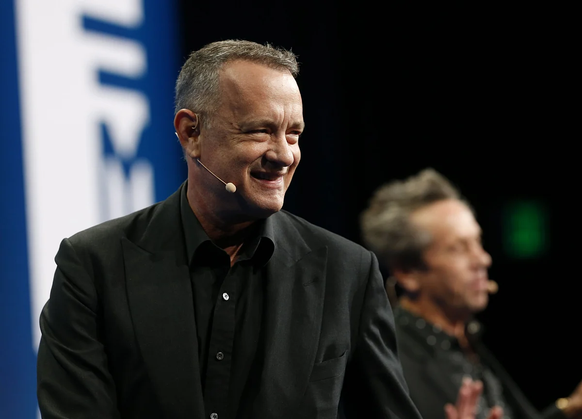 Tom Hanks Returns to U.S. After Virus Isolation in Australia
