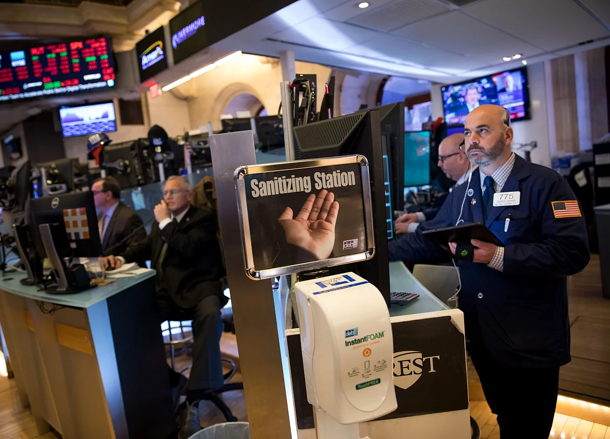 Stocks Pare Gains as Virus Angst Offsets Jobs Data: Markets Wrap