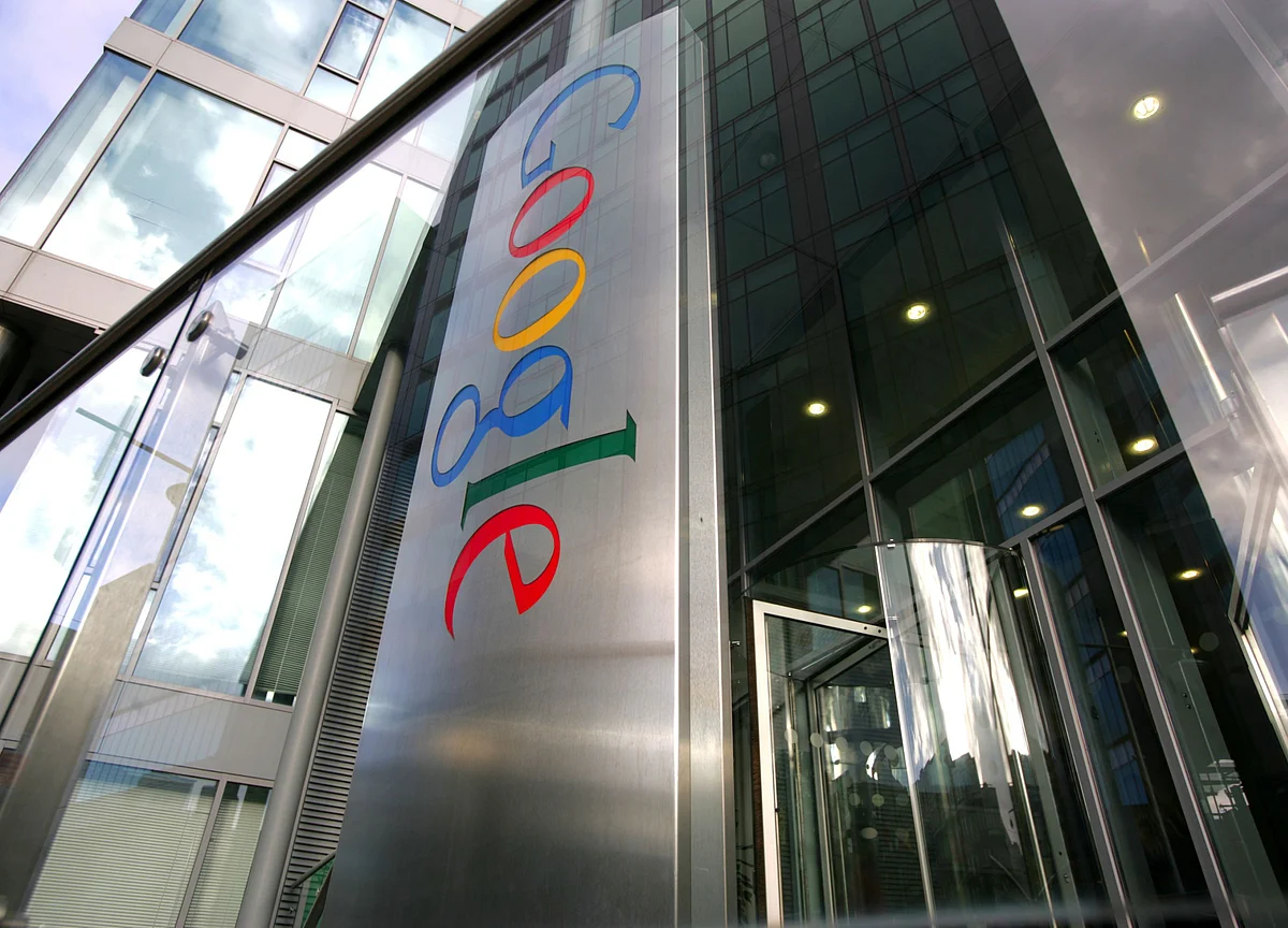 Google Wary of Sharing User Location Data in Pandemic Fight