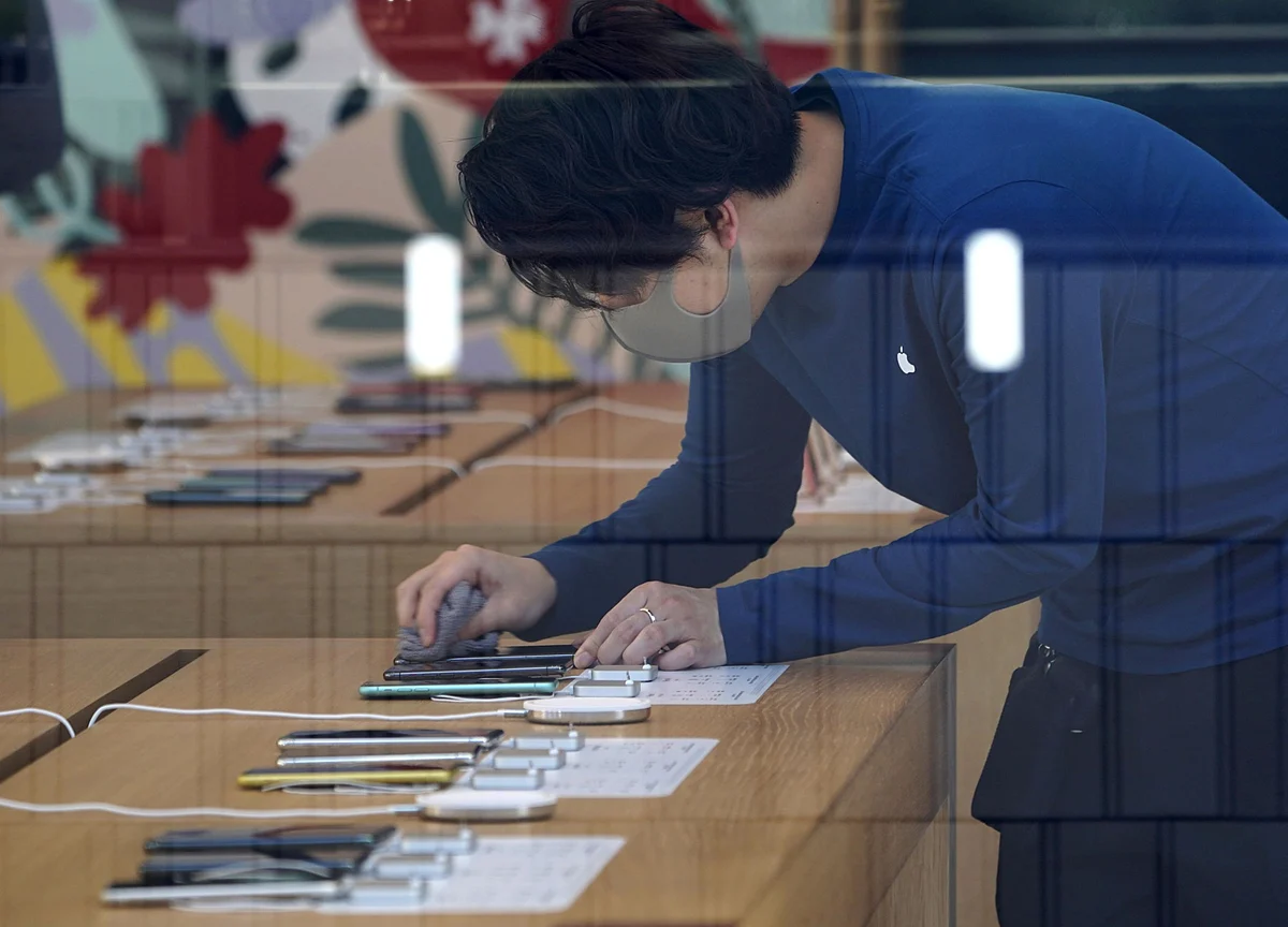 Coronavirus Is Expediting iPhone Makers' Plans to Move Beyond China