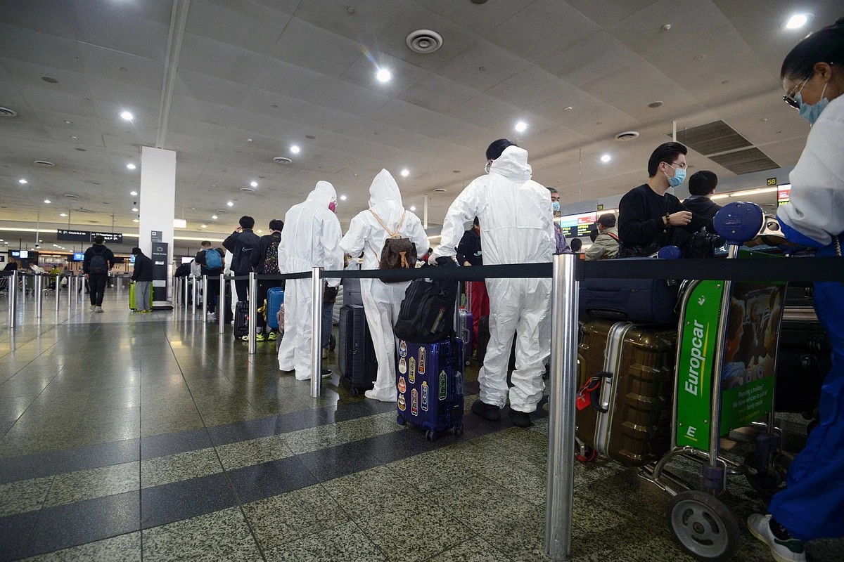 Australia to Quarantine All International Air Arrivals