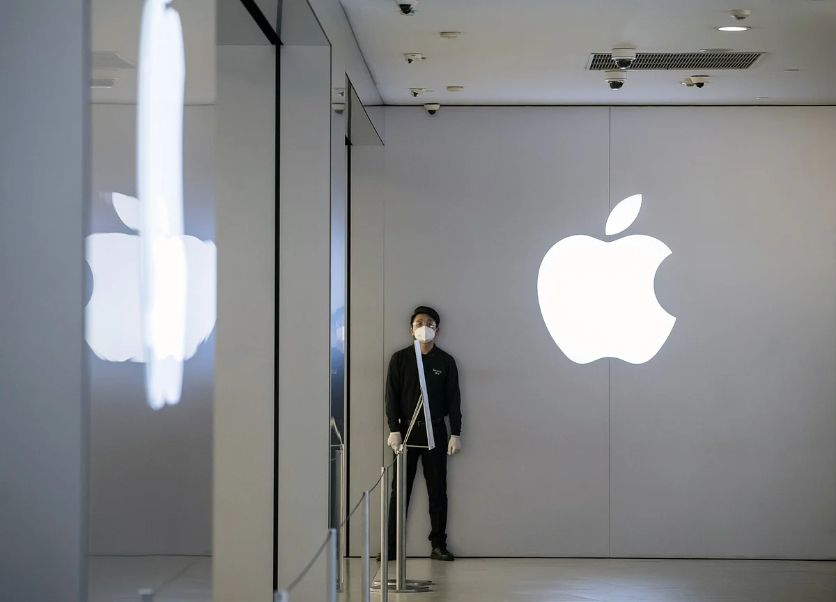 Apple Tests Its Secrecy Somewhere New: Employee Homes