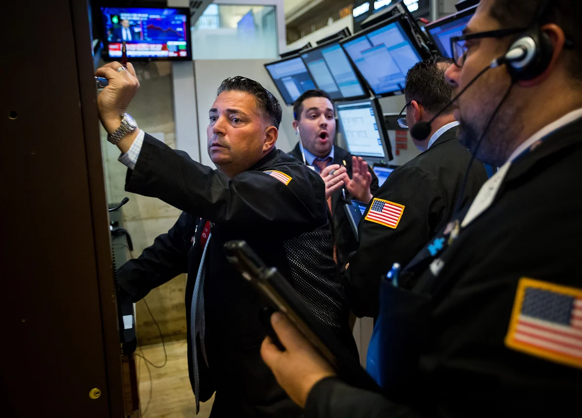 Hottest Bond Market in History Is Starting to Make Some Nervous