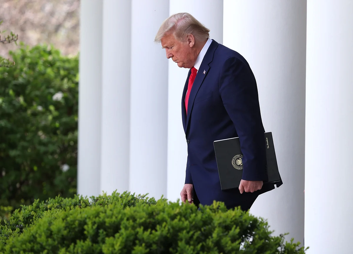 Trump Says He Discussed Nationwide Stay-at-Home Order But It’s ‘Unlikely’