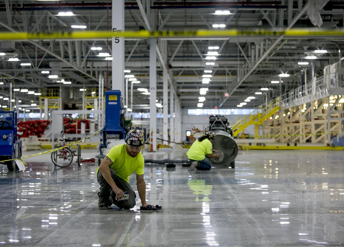 Dirty Workplaces Have Fiat Staff Sounding Alarm Over Virus Risk