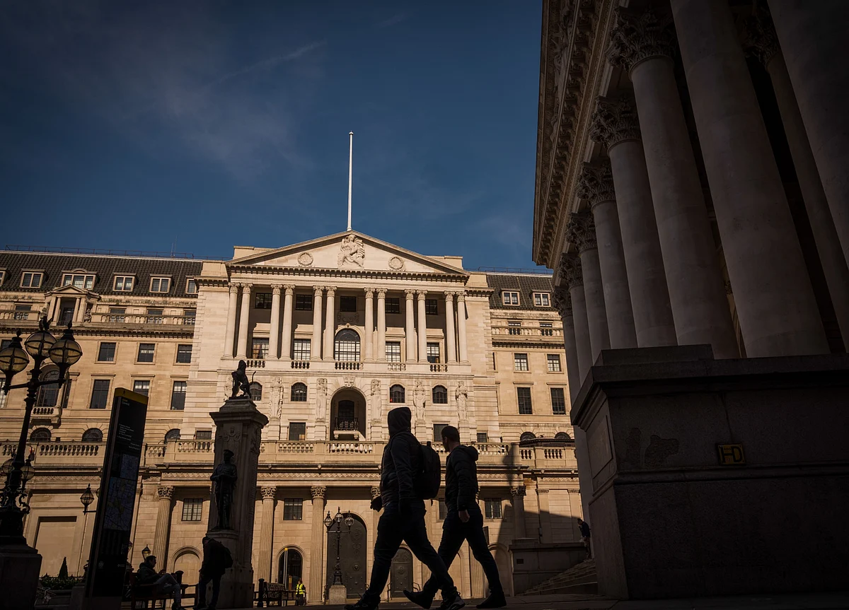 Bank of England Says Lenders Must Prepare for No-Deal Brexit