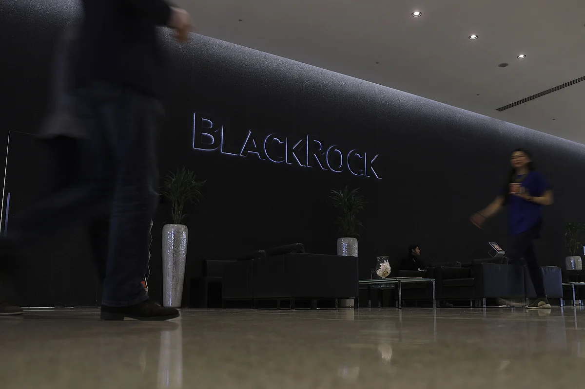 Why BlackRock Has a Role in the Fed Bond-Buying Spree