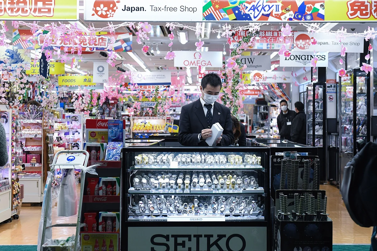 Coronavirus Will Change How We Shop, Travel and Work for Years