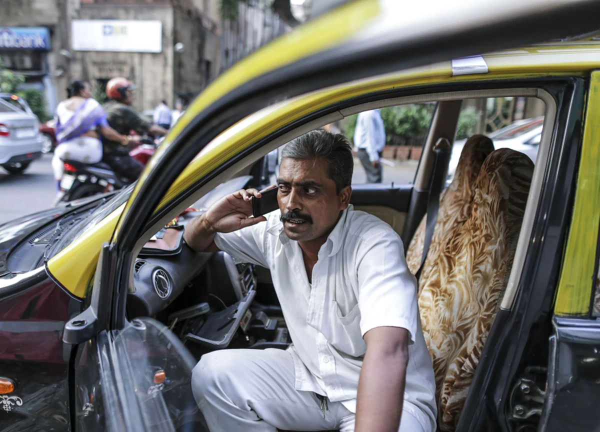Telecom Firms Pay Over Rs 8,000 Crore In Dues, DoT Questions Their AGR Math