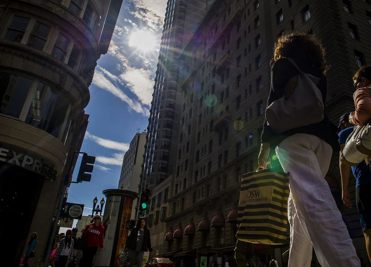 West Coast Shows the Damage Outbreak May Do to U.S. Businesses