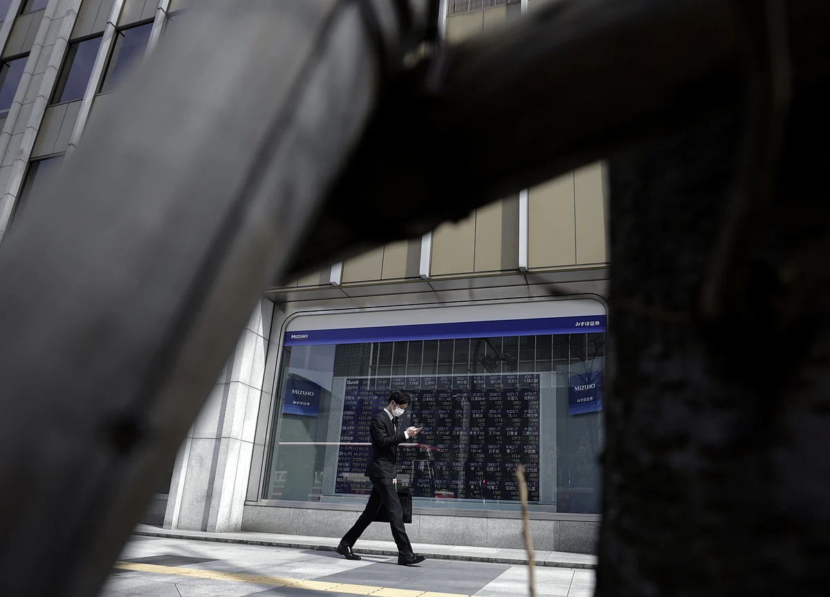 Europe Stocks Decline With U.S. Futures; Oil Slips: Markets Wrap