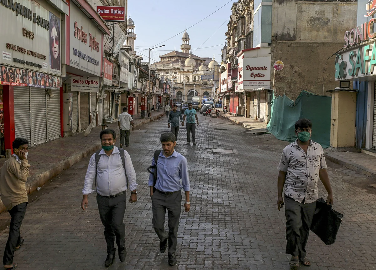 India Recovery Divides Stock Traders on Which Sectors to Bet On