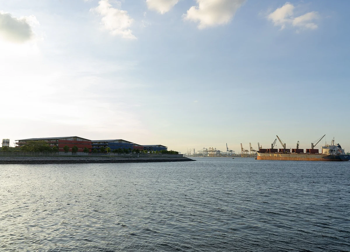 Singapore Coastline Packed With Ships Full of Oil No One Wants
