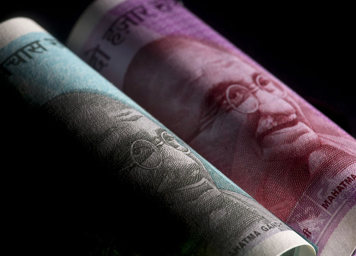 Indian Firms Face Prolonged Earnings Downgrades After Lockdown