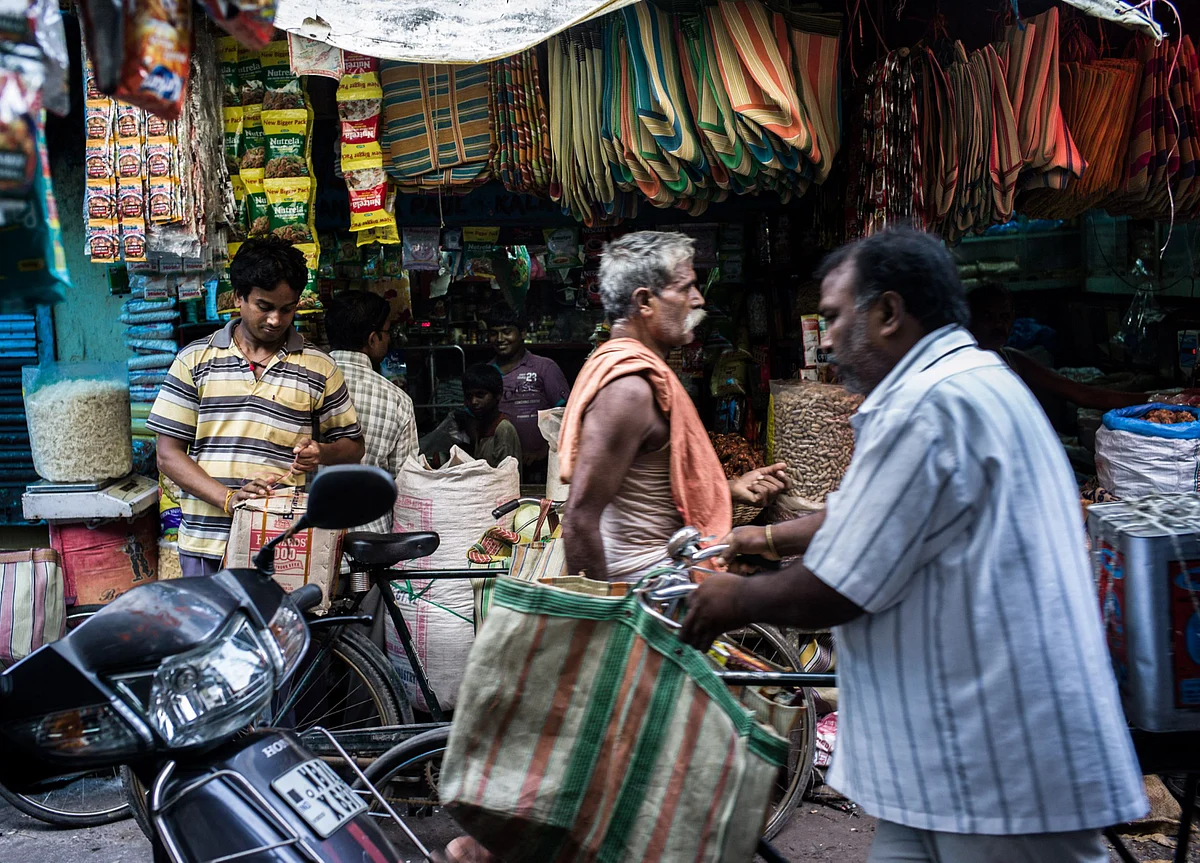 Covid-19 Lockdown: Retailers Expect Around 80,000 Job Losses, Says Survey