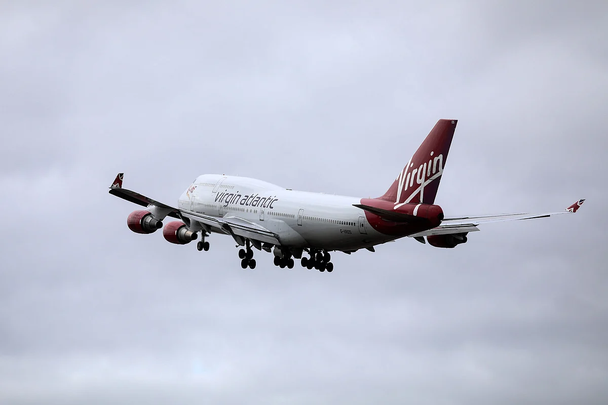 Billionaire Branson Says Virgin’s Airlines Need State Aid to Survive