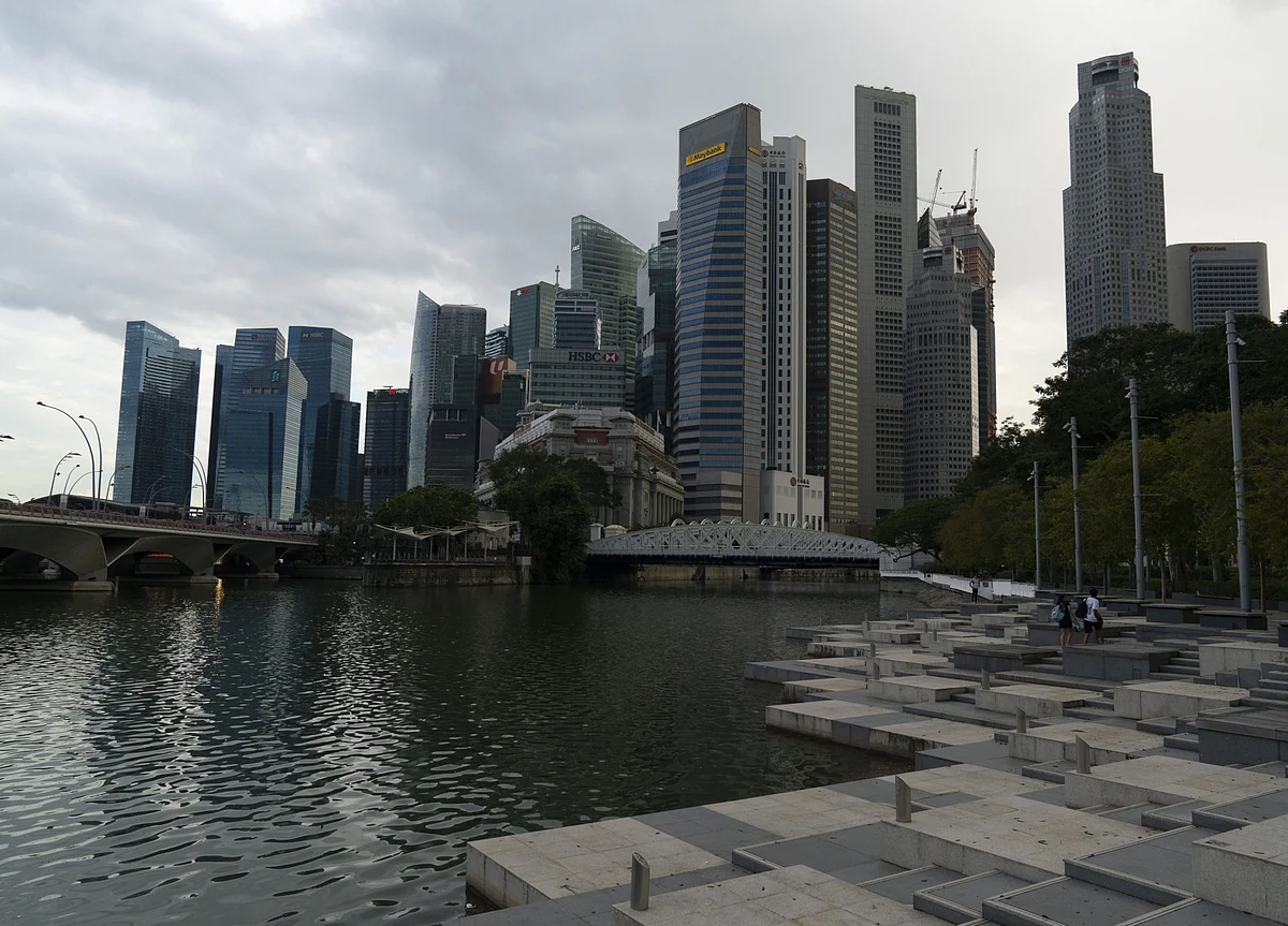 Singapore Expands Quarantine Rules For All Returning Residents