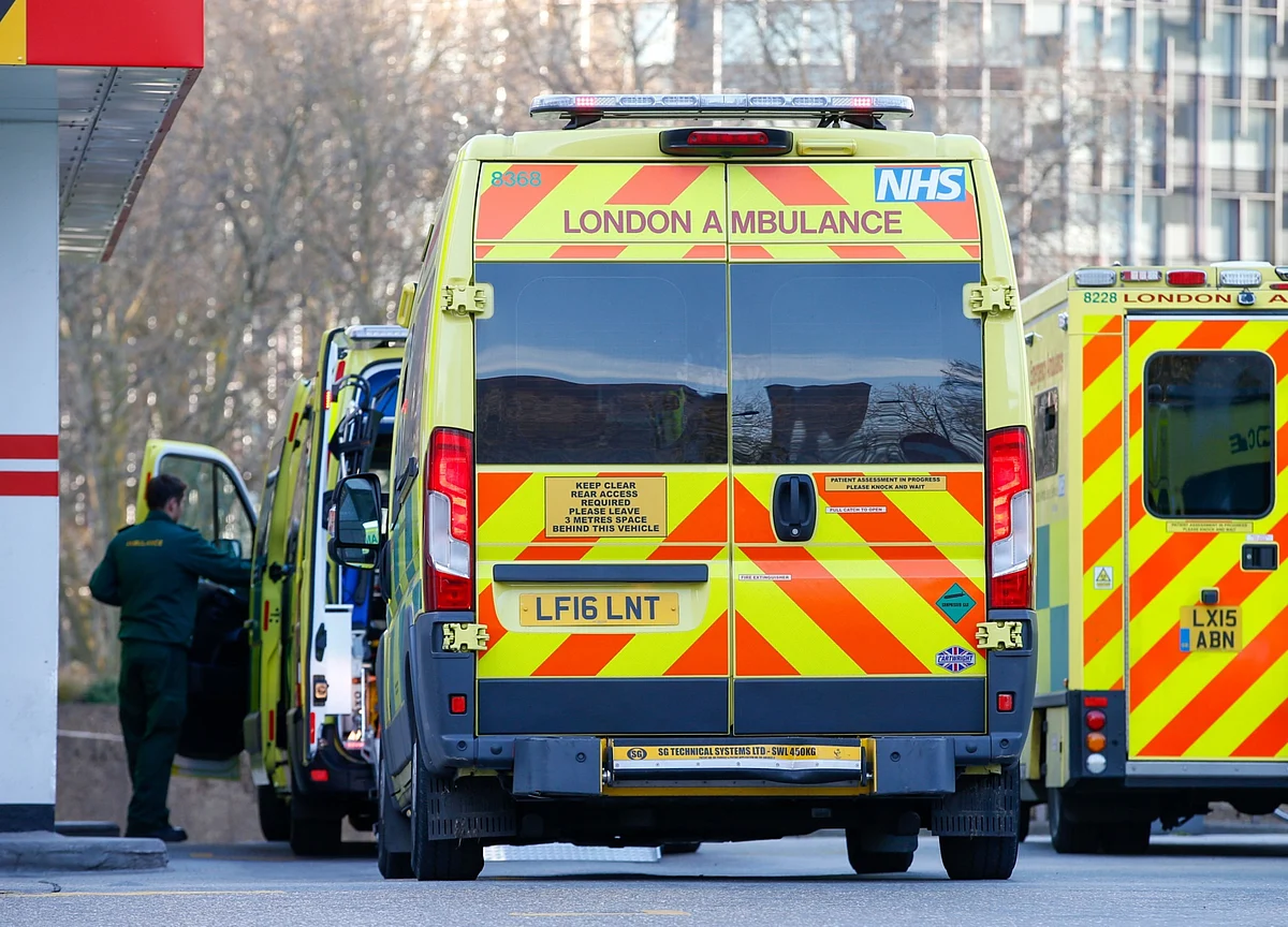 Boris Johnson’s Virus Fight Banks on British Love for Its NHS