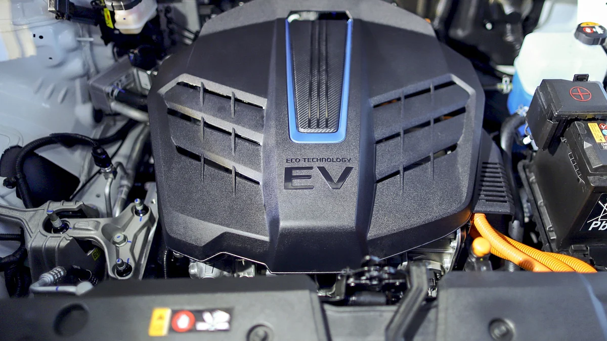 The engine block of a Hyundai Kona EV is displayed during the vehicle’s launch at the Buddh International Circuit in Greater Noida, Haryana, India, in July 2019. (Photographer: Anindito Mukherjee/Bloomberg)