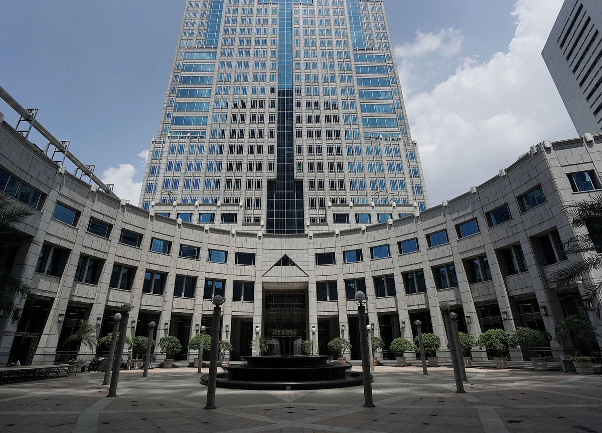 Debt Monetization Creeps Closer to Global Investors’ Wary Relief