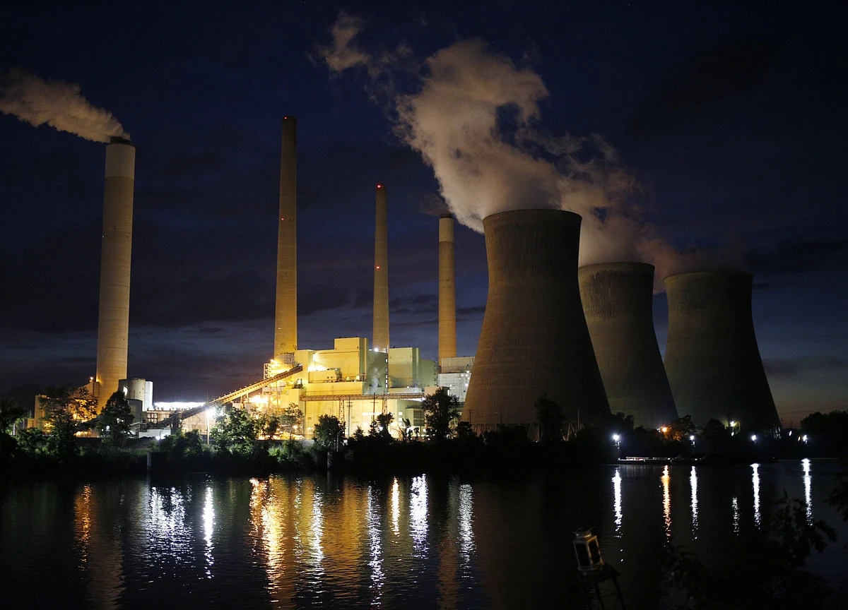 In Global Electricity Slump, Coal Is the Big Loser
